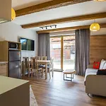 Luna Goralka Apartment *