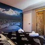 Luna Goralka Apartment *