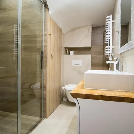 Luna Goralka * 자코파네